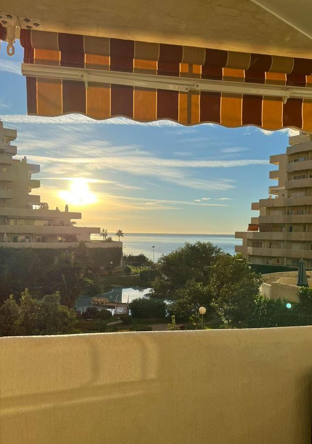 Benalbeach Sea View 24H Entry Benalmádena Eksteriør bilde